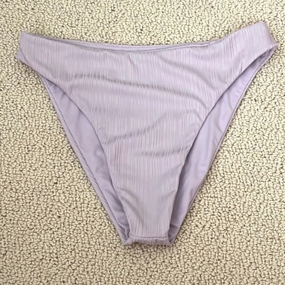 ARO Swim Lilli Ribbed Bikini Bottom NWOT - Picture 4 of 8